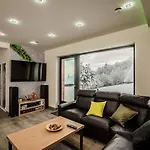 فيلة Krosna92